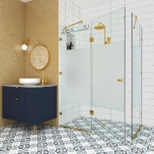 Комбинированное стекло, фурнитура золото.